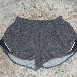 Lululemon hotty hot shorts, size 6
